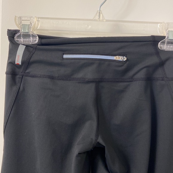 Zella athletic leggings black low rise on the hip, small petite reflector - Picture 4 of 5